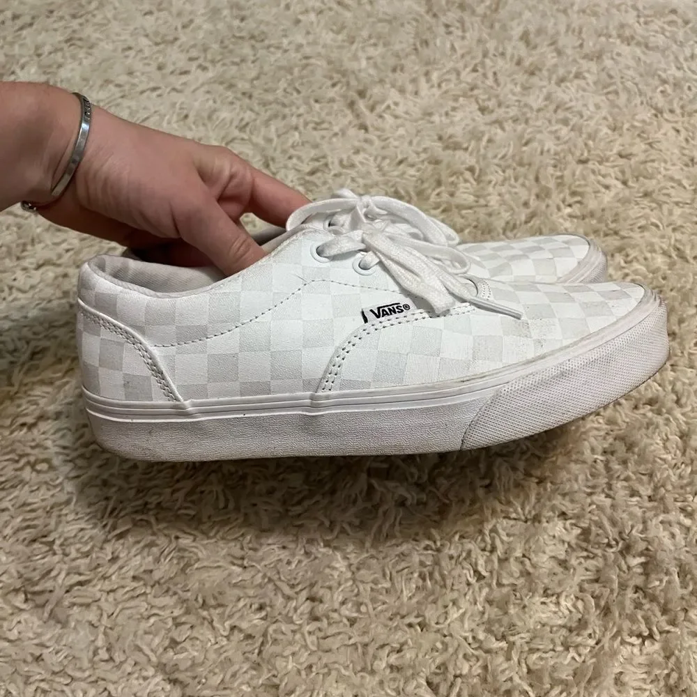vans white checkered sneakers size 7.5